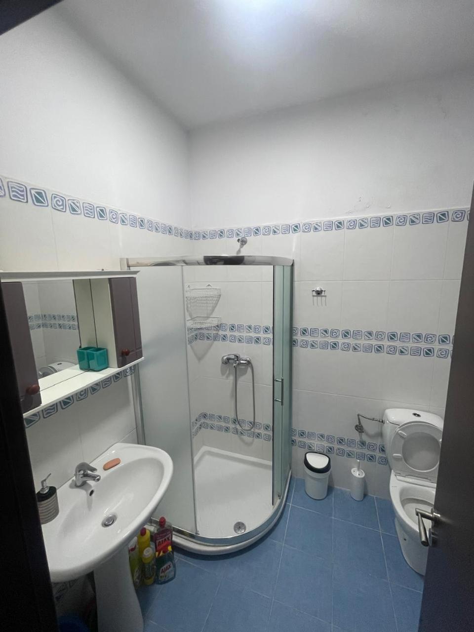 Vista Mozzafiato Apartment Sarande Bagian luar foto